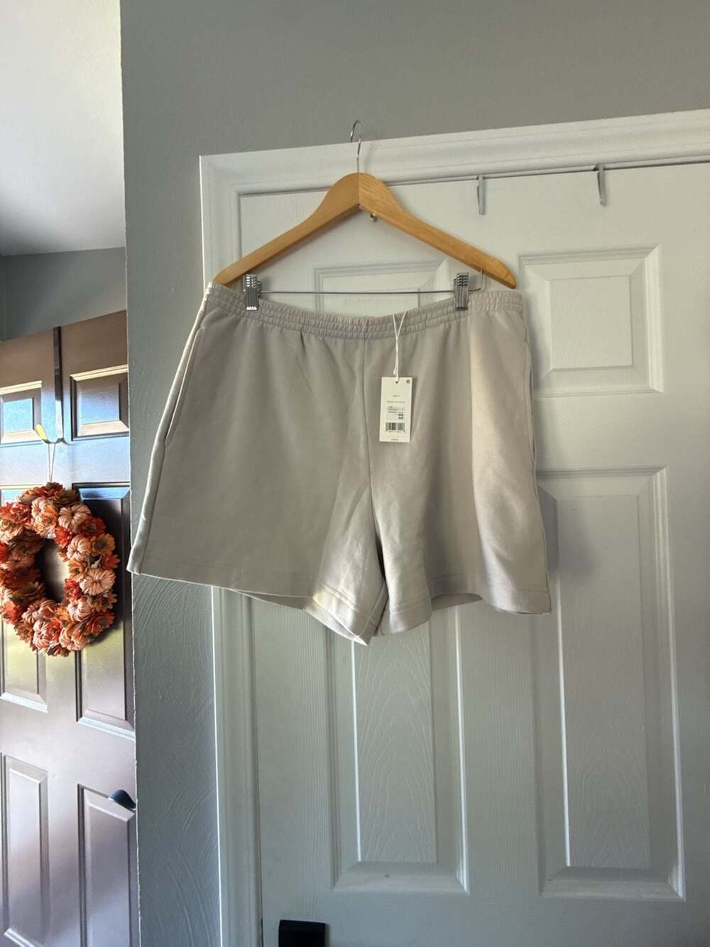 Vince Pull-On Fleece Shorts Size XL Light Gray